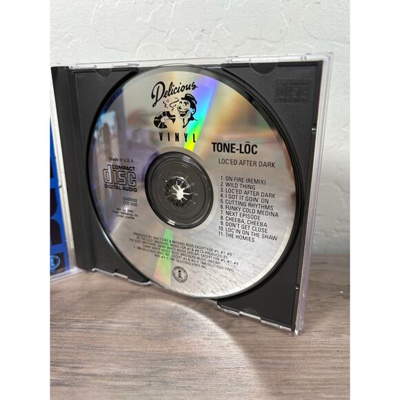 Tone Lōc – Lōc'ed After Dark 1989 CD Island Records – CCD3000 Hip Hop Pop Rap - Picture 4 of 4